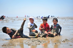 “고창갯벌서 바지락도 잡고, 맛있는 요리도 해먹어요”  